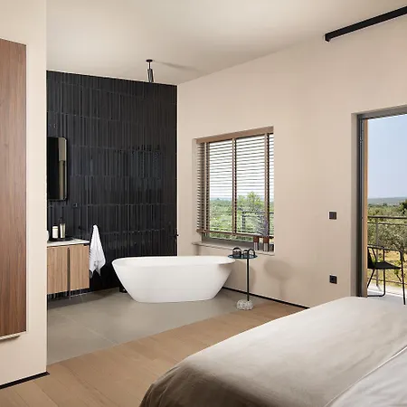 Puerto De Paz For 8 People With 60 M2 Heated Pool, Sea View And Private Mini Golf * Vodnjan