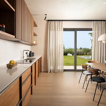 Puerto De Paz For 8 People With 60 M2 Heated Pool, Sea View And Private Mini Golf * Vodnjan